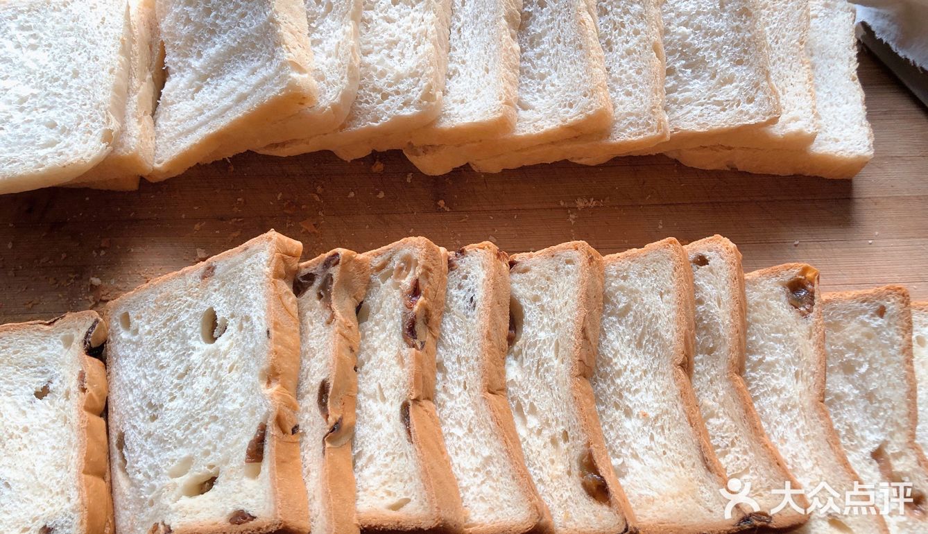 算是头一次做吐司 还不错,成功啦