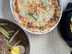 -拌来拌去石鍋拌飯(文鼎店)