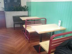 卡座-魏记烧味饭