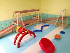 -麦田里儿童之家(华景店)