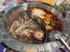 -贤合庄卤味火锅(济南泉城路店)