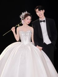 -第一夫人婚纱摄影(南京店)