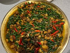 -有红鸡毛店·川菜(建设路店)