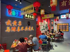 -黄弟大排档·湖南菜·小龙虾·小海鲜(凯旋北路店)