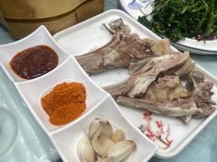 -三江源美食城