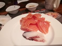 -四海一家自助餐(益田假日广场店)