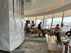 -杏荟旋转餐厅(广州爱群店)