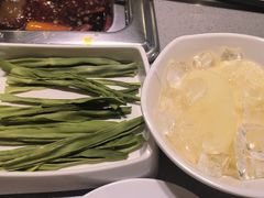 -海底捞火锅(宝龙广场夜宵主题店)