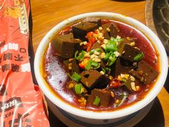 -炉小二铜锅牛蛙•川湘菜(三里屯店)