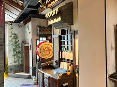 -川流不息·地道川菜·小龙虾(新松江路店)