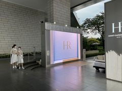 -瑰丽酒店·海吧·天际下午茶·现场DJ·天台酒吧