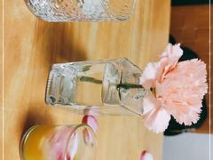 -Mark&Mars Restaurant