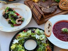 -圣彼得堡观江俄餐厅(中央大街黑金冠店)