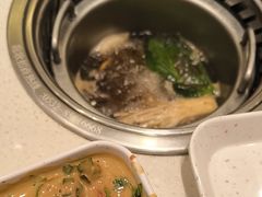-龍歌自助小火锅(市南金茂湾店)
