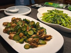 -五谷丰登农家院·地道胶东菜·海鲜烧烤(威海店)