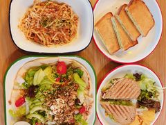 -HELLO 27 意面·沙拉·帕尼尼