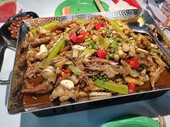 -蛙舍·炭烧牛蛙(东百中心店)
