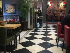 大堂-愉肴麻辣香锅(中山路店)