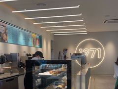 -星巴克臻选(上海淮海百盛购物中心店)