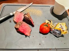 -恰餐厅及酒吧 CHAR Bar & Grill (北京丽都皇冠假日店)