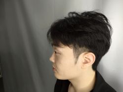 -镁连社·美联社
