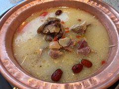 -阿婆情腊排骨火锅(金虹路店)