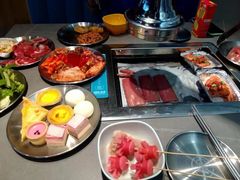 -金滏山·烤肉海鲜火锅自助(襄阳万达店)