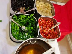 -乡土特色.冷锅鱼.牦牛肉汤锅