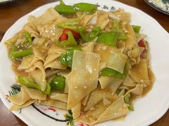 尖椒豆皮-天海石板屋家常菜(枣园店)