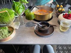 -罗勒家·养生火锅· Bistro(大望路店)
