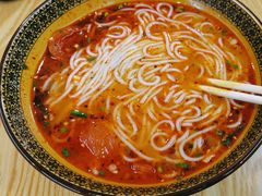 -肇兴特色牛肉粉