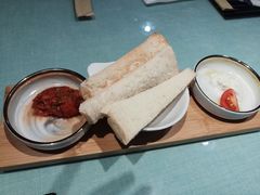 餐前面包-伊斯坦布尔土耳其清真咖啡餐厅