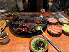 -周小明火锅(黑金冠社区店)