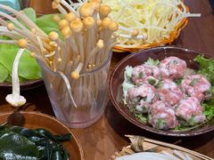 -黔有有贵州酸汤夺夺粉火锅(五味十字店)