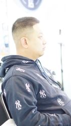 -DL BARBERSHOP男士理发店