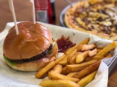 招牌和牛漢堡-UMAMI乌玛米披萨·汉堡·清真Halal(红岭北店)
