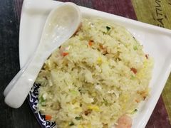 -扒虾小妹儿麻辣海鲜(宏图街店)