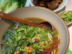 -百春原湖南牛肉粉(百联世纪店)