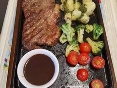 -必胜客(绿地新都会店)