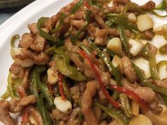尖椒炒肉丝-小土豆北方菜馆(方庄店)
