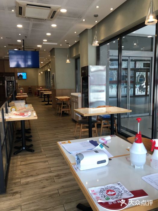 喜家德虾仁水饺(家乐福店)图片
