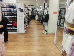 -优衣库(北京首开福茂宋家庄购物中心店)