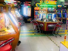 -爱玩嘉年华(成都北城天街店)