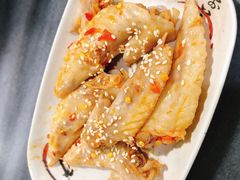 香辣鸡翼尖-黄师奶甜品店