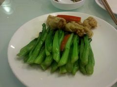 菜心炒鱼皮饺-汤城小厨•粤菜•靓汤(金融街店)