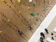 -ROCKPLUS攀岩馆(环宇城店)
