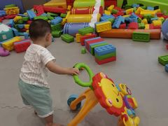 -戊辰亲子游泳俱乐部