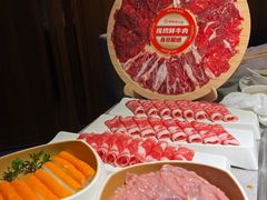 -海底捞火锅鲜切牛肉主题店(长寿路店)