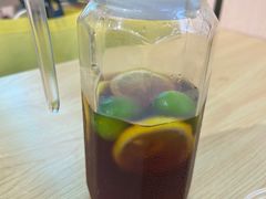 -酸小七(国华广场店)