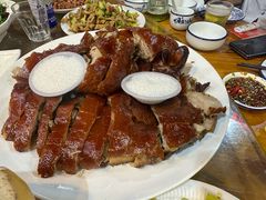 -三亚火车头万人海鲜广场